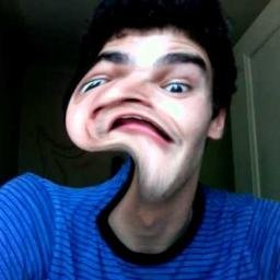 Justin Kuritzkes i en av sina Youtubefilmer