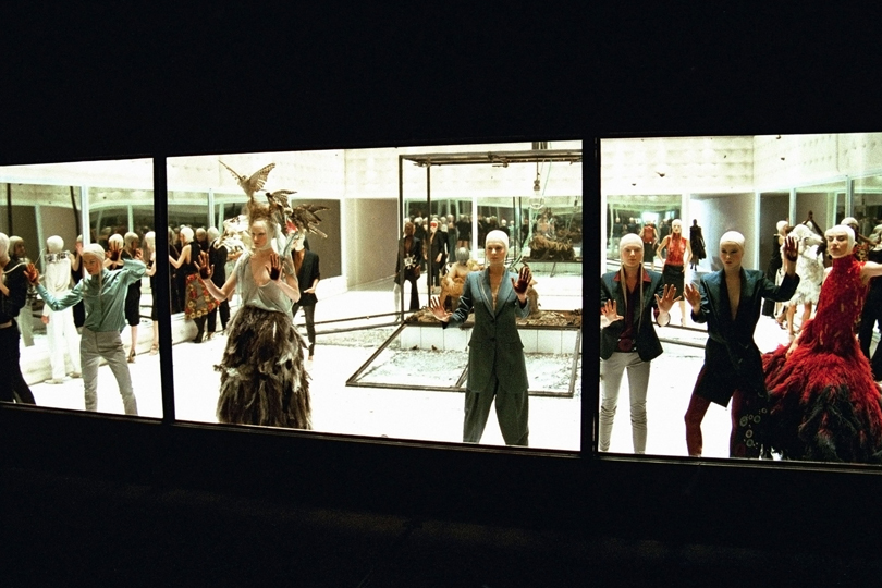 Voss (2001)