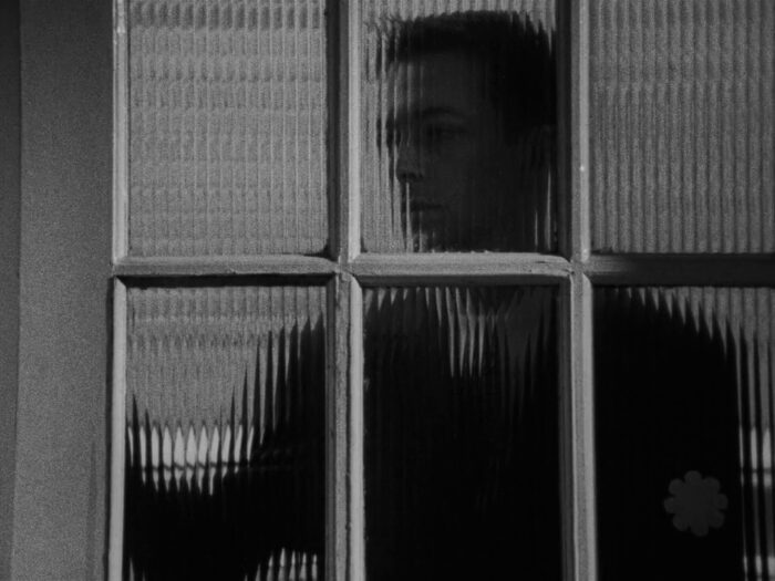 Following (Christopher Nolan, 1998)