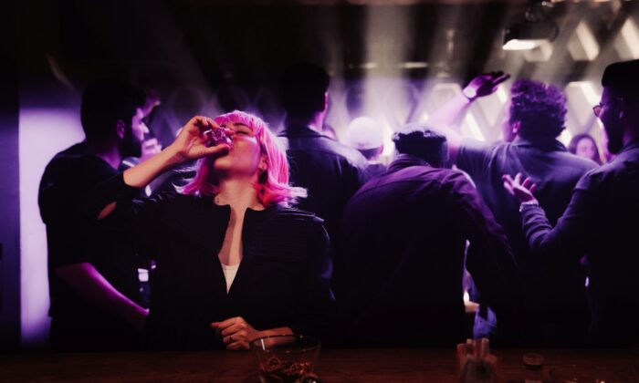 Pink lady (Nir Bergman, 2025)